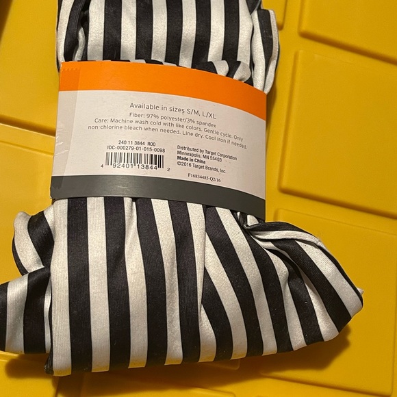 NWT Adult PIRATE Leggings - Picture 2 of 3